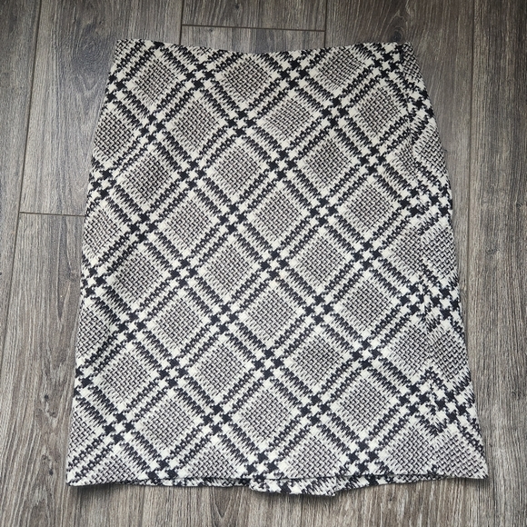 Ann Taylor Loft Wool Blend Printed Skirt 6 - Picture 1 of 10